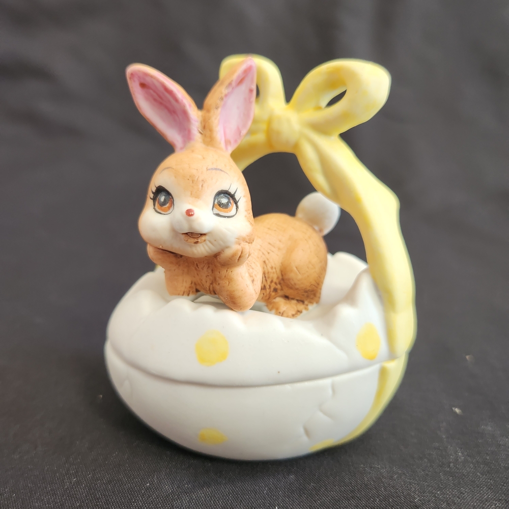 Vintage Lefton Bunny and Egg Figurine Trinket Box